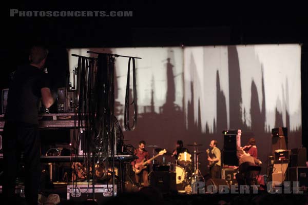 GODSPEED YOU! BLACK EMPEROR - 2015-10-29 - PARIS - Grande Halle de La Villette - 